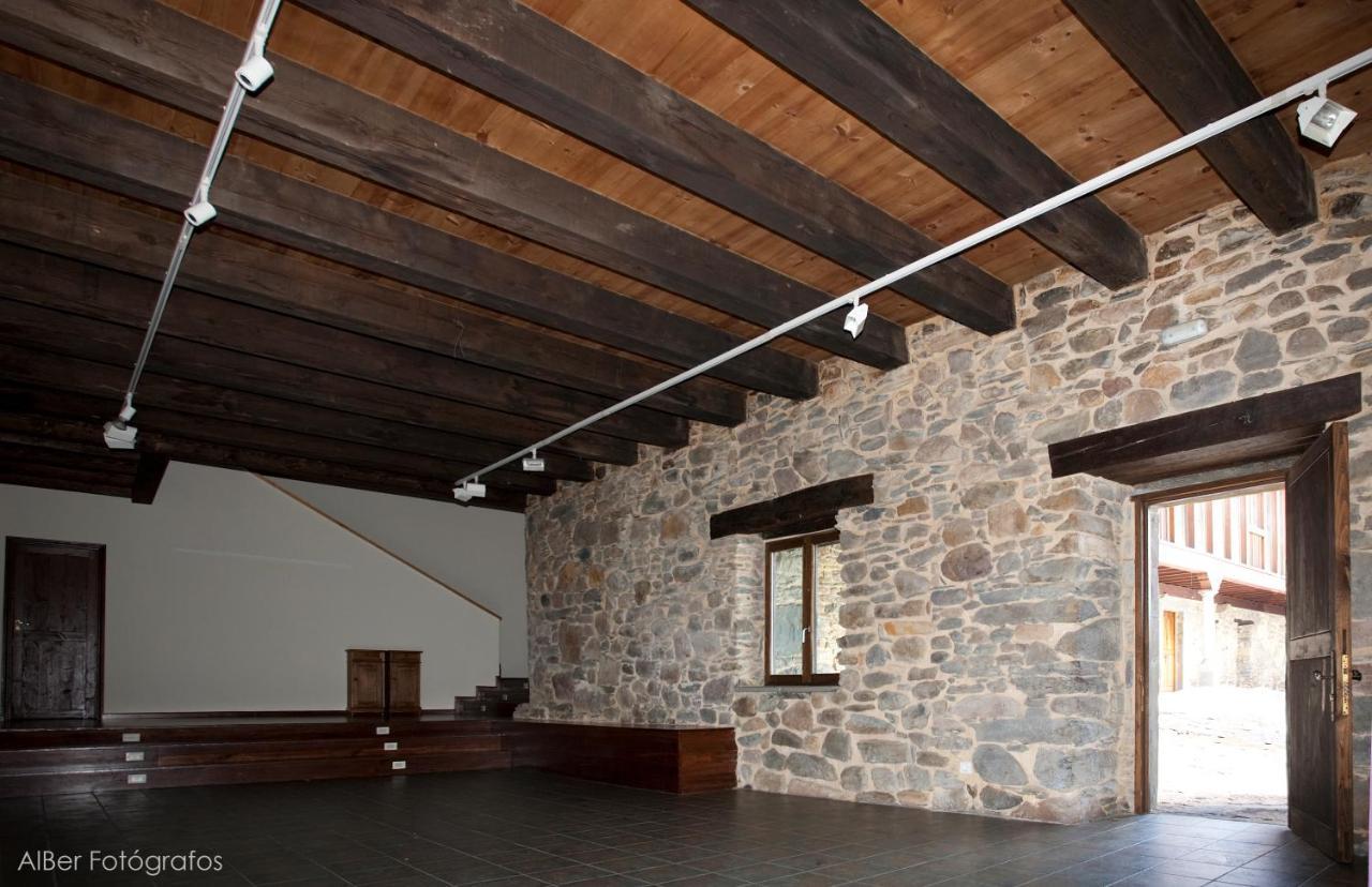 Albergue Francisco Giner De Los Rios Villablino Kültér fotó