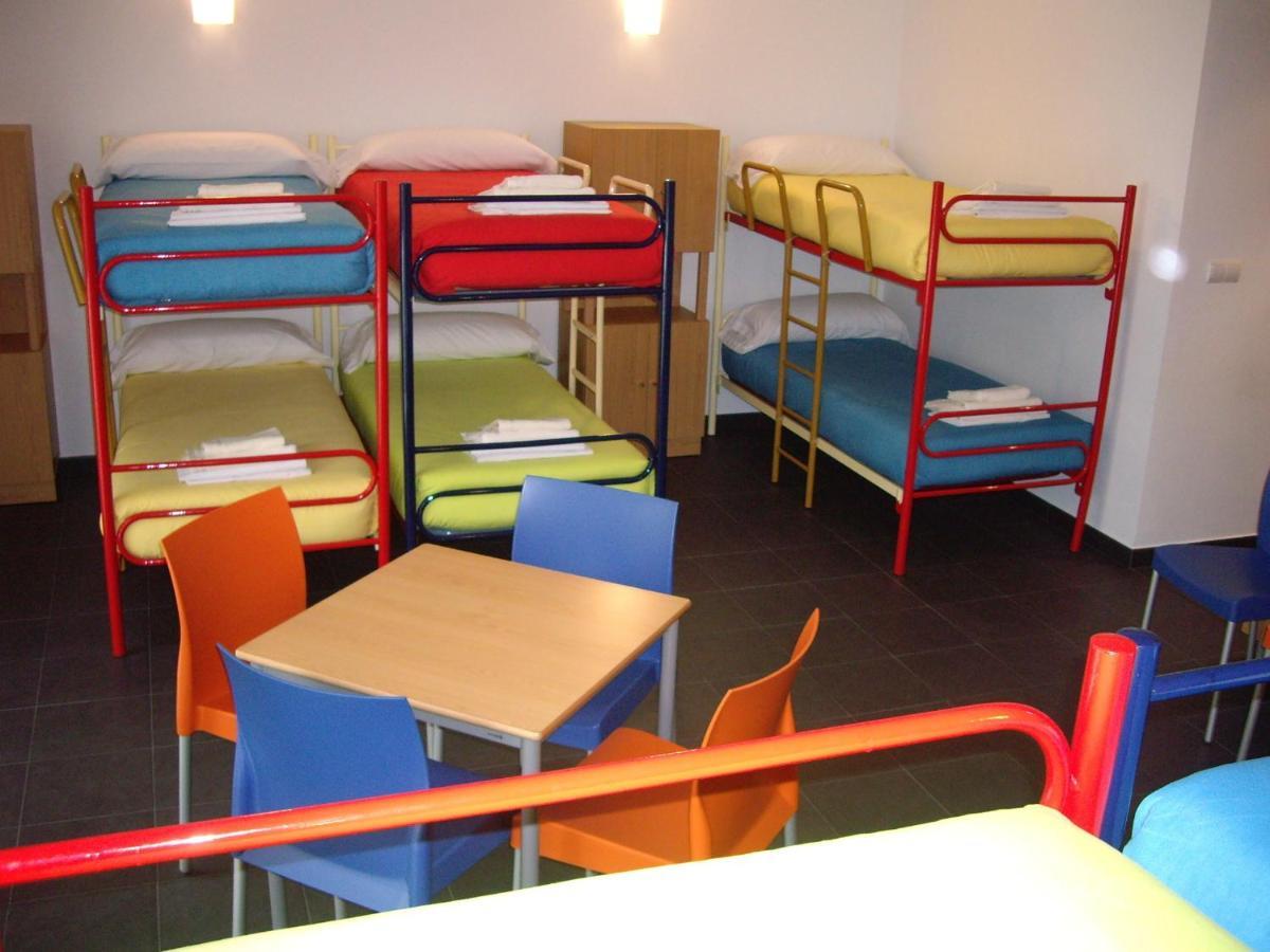 Albergue Francisco Giner De Los Rios Villablino Szoba fotó